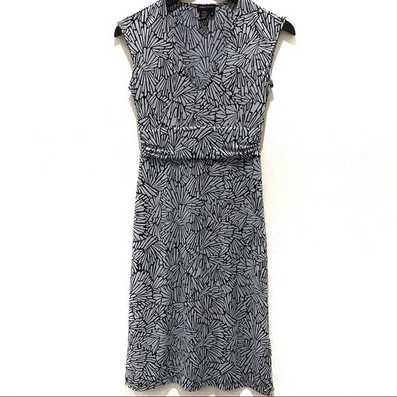 BCBGMAXAZRIA Sleeveless Blue V Neck Midi Dress S - Picture 2 of 10